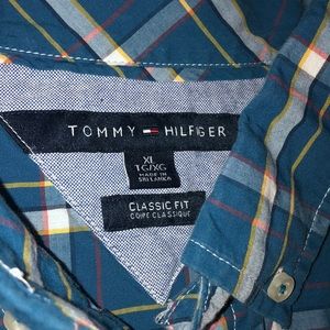 Tommy Hilfiger button down XL